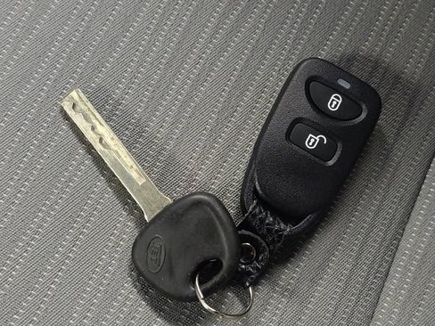 Used 2017 Hyundai Accent SE image 32