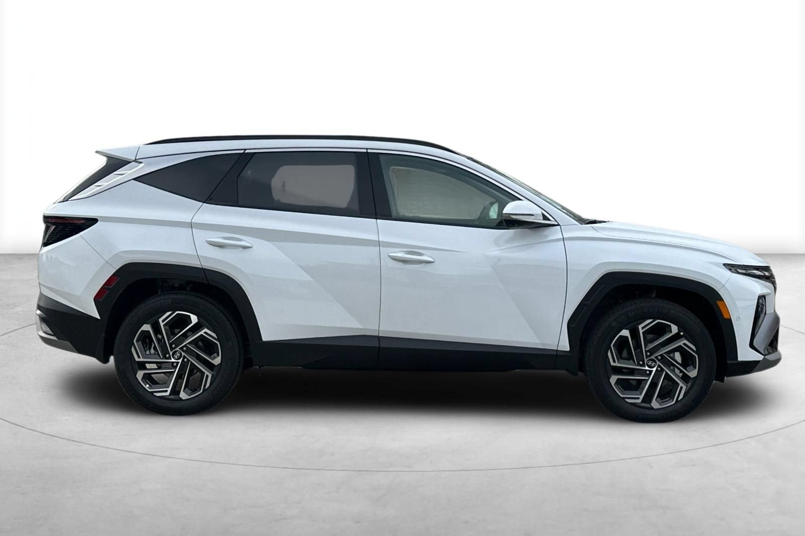 New 2026 Hyundai Tucson Limited AWD/4WD image 7