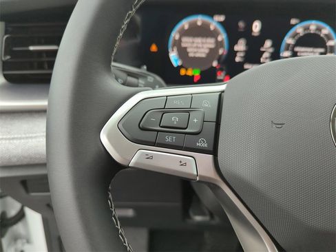 New 2026 Volkswagen Tiguan S image 33