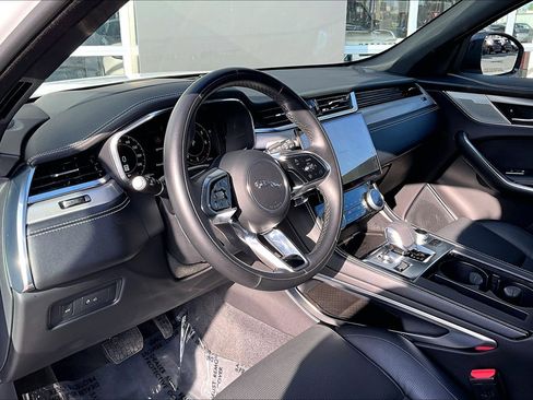 Certified 2025 Jaguar F-PACE R-Dynamic S AWD/4WD image 13