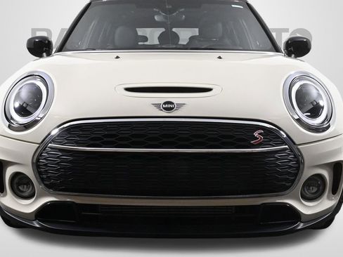 Used 2022 MINI Cooper Clubman S w/ Driver Assistance Package image 5