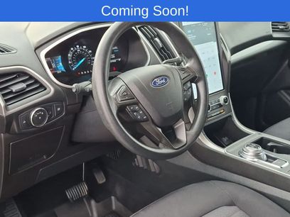 Used 2021 Ford Edge SE