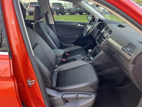 Used 2019 Volkswagen Tiguan SEL image 29