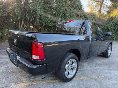 Used 2017 RAM 1500 Express image 10