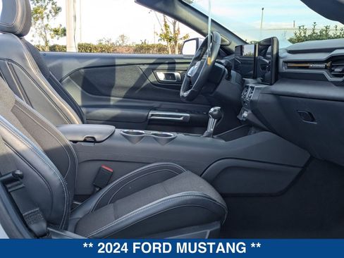Certified 2024 Ford Mustang Convertible image 13