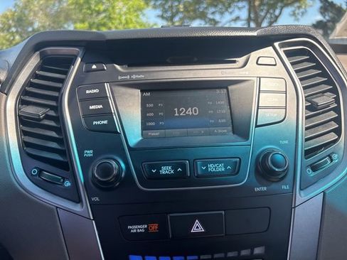 Used 2014 Hyundai Santa Fe Sport w/ Popular Equipment Package 02 AWD/4WD image 22