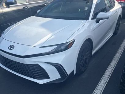 Used 2026 Toyota Camry SE w/ Convenience Package