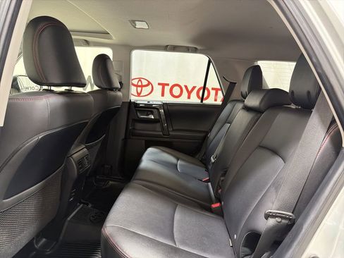 Used 2019 Toyota 4Runner TRD Off-Road Premium AWD/4WD image 20
