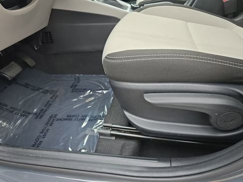 Used 2024 Hyundai Venue SEL image 29