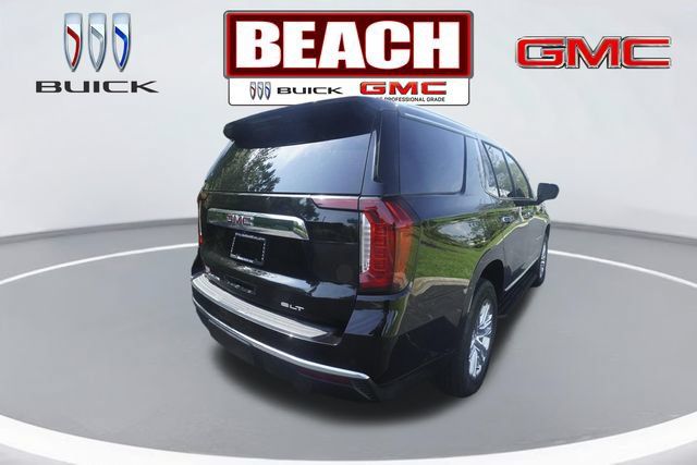 Used 2023 GMC Yukon SLT AWD/4WD image 3