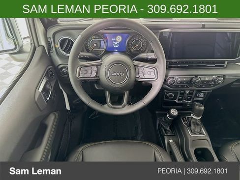 New 2025 Jeep Gladiator Sport image 21