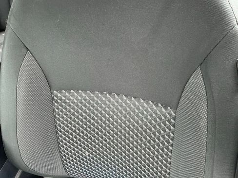 Used 2020 Nissan Versa S w/ Trunk Package image 3