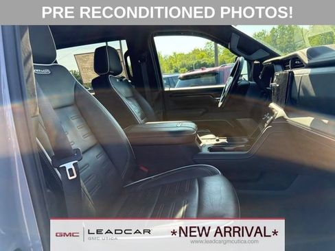 Used 2025 GMC Sierra 2500 AT4X AWD/4WD image 11