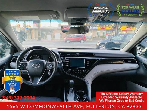 Used 2020 Toyota Camry LE FWD image 22