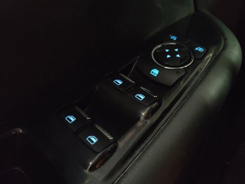 Used 2018 Ford Edge SEL w/ Equipment Group 201A FWD image 27