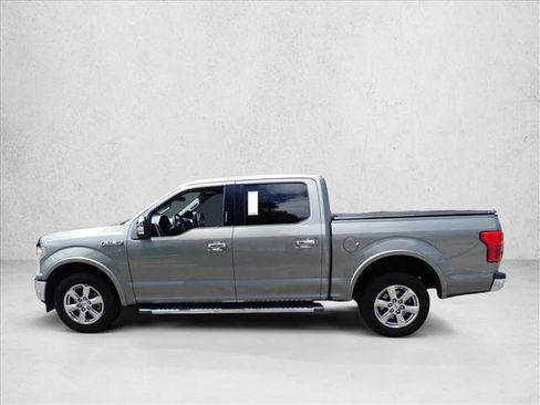 Used 2019 Ford F150 Lariat RWD image 2