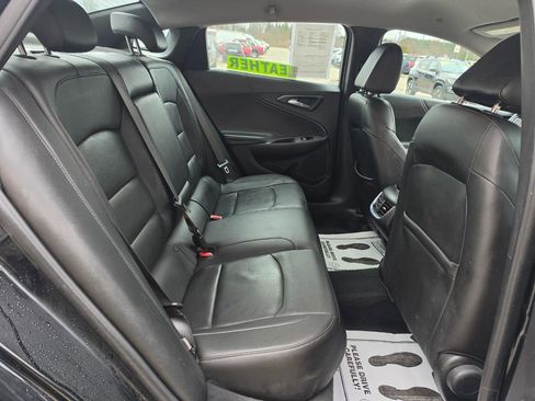 Used 2020 Chevrolet Malibu LT w/ Leather Package image 15