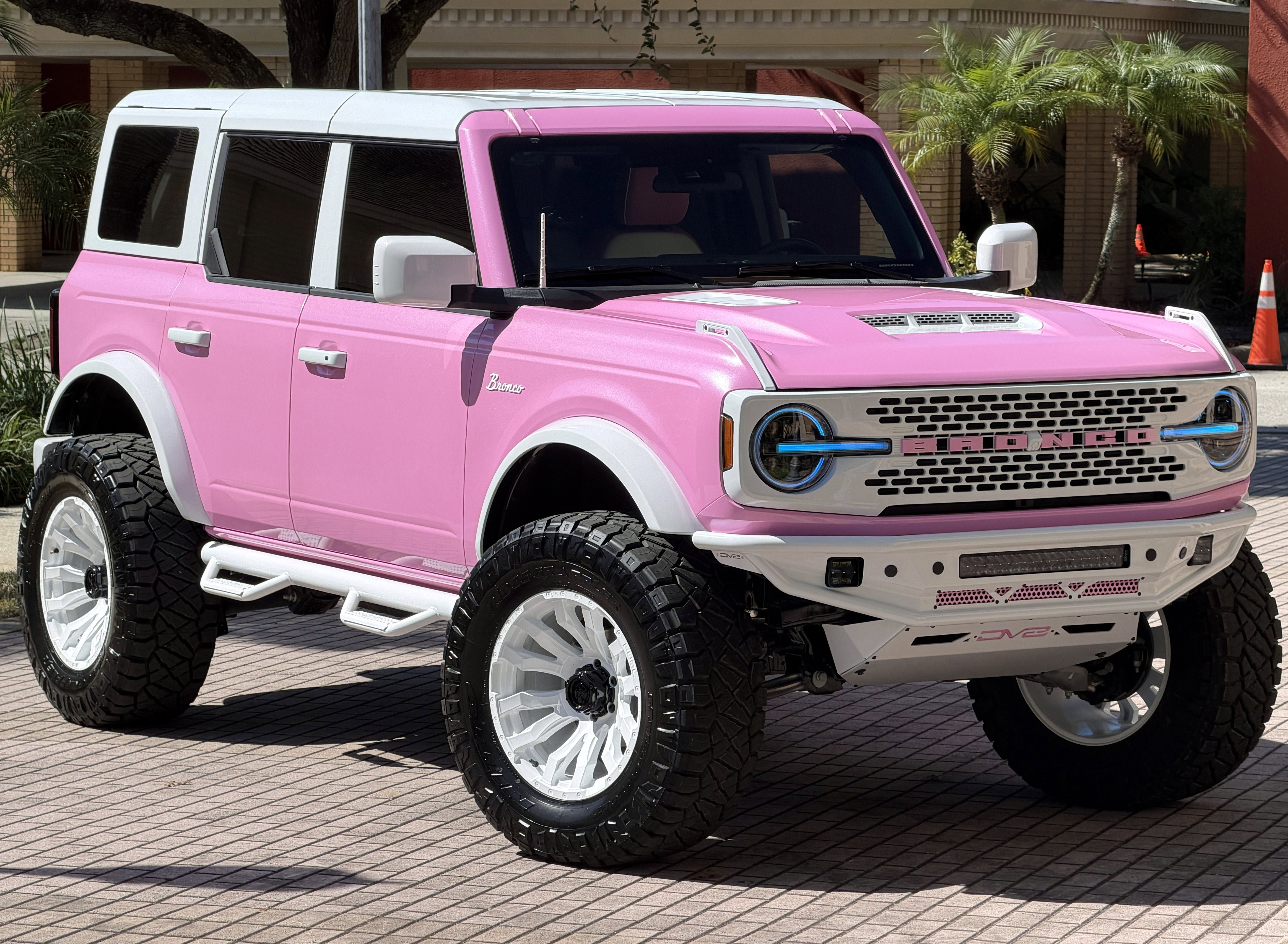 Used 2025 Ford Bronco Outer Banks AWD/4WD image 31