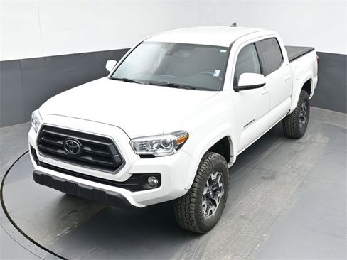 Used 2023 Toyota Tacoma SR5 image 34