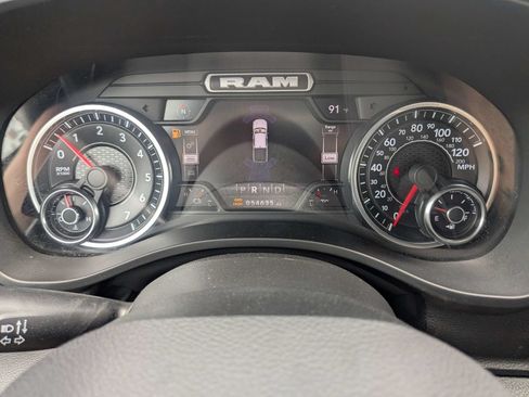 Used 2022 RAM 1500 Big Horn AWD/4WD image 31