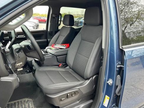 Used 2024 GMC Sierra 1500 Elevation AWD/4WD image 5