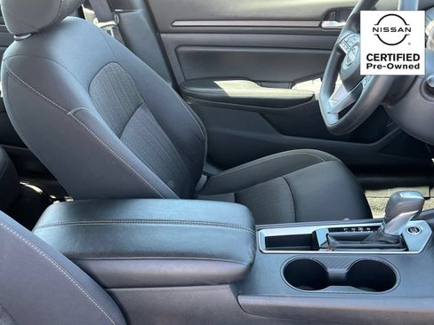 Certified 2025 Nissan Altima 2.5 SV FWD image 10