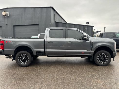 Used 2024 Ford F350 Platinum image 11