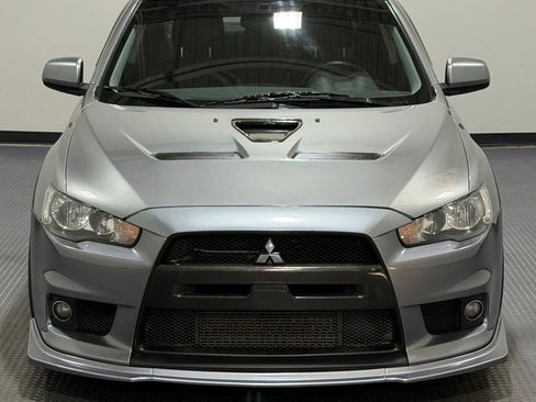 Used 2014 Mitsubishi Lancer Evolution GSR image 3
