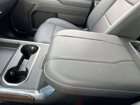 Used 2025 Chevrolet Silverado 2500 LT w/ Trail Boss Package image 21