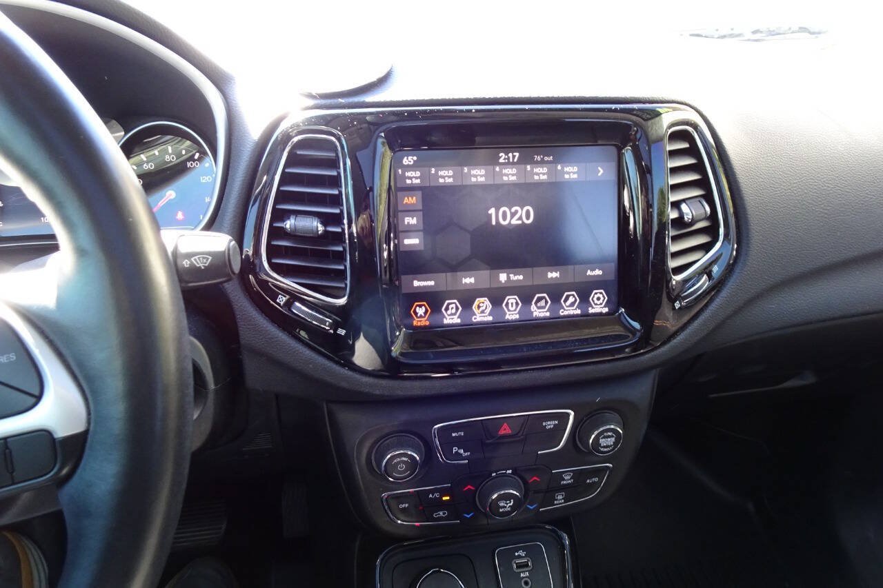 Used 2018 Jeep Compass Limited w/ Safe & Security Group AWD/4WD image 20