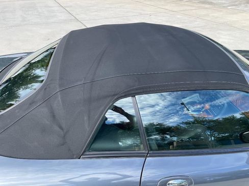 Used 2005 Jaguar XK8 Convertible image 17