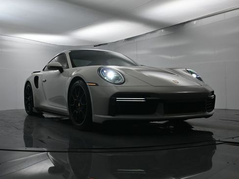 Used 2022 Porsche 911 Turbo image 49