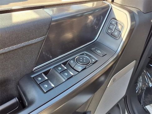 New 2025 Ford F150 Lariat w/ Equipment Group 501A Mid image 11