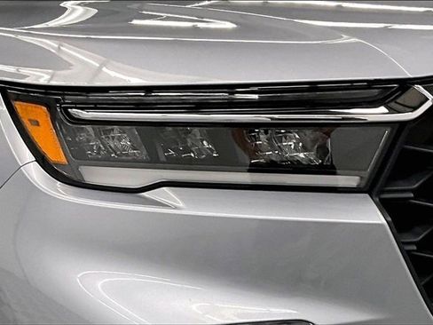 Used 2023 Honda Pilot EX-L image 31