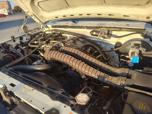 Used 1994 Ford F150 XL image 26