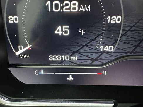 Used 2023 GMC Sierra 1500 AT4 w/ Technology Package image 9