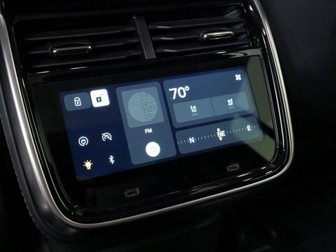 Used 2023 Rivian R1S Adventure image 41