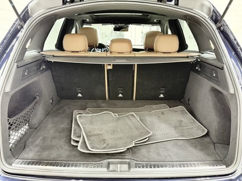 Used 2022 Mercedes-Benz GLC 300 4MATIC w/ AMG Line image 34