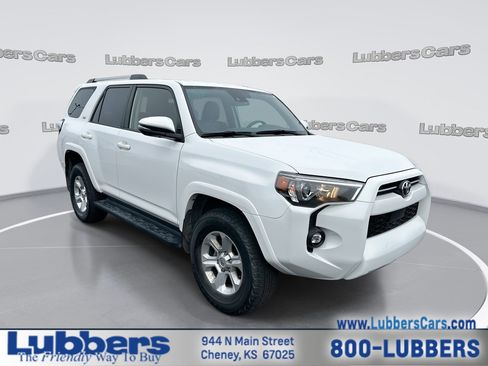 Used 2024 Toyota 4Runner SR5 Premium image 1