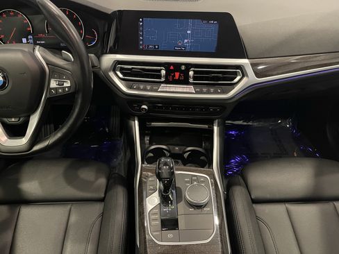 Used 2020 BMW 330i xDrive Sedan w/ Driving Assistance Package AWD/4WD image 17