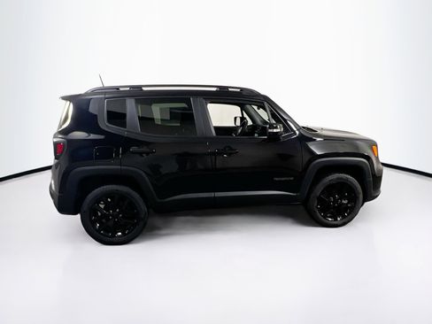 Used 2022 Jeep Renegade Altitude w/ Sun/Sound Group image 4