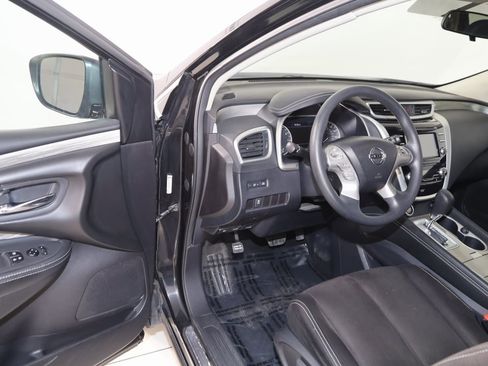 Used 2017 Nissan Murano S image 41