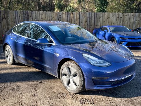Used 2018 Tesla Model 3 Long Range image 15