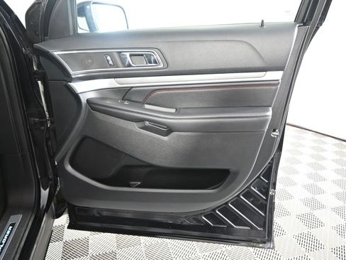Used 2016 Ford Explorer Sport w/ Equipment Group 401A AWD/4WD image 12