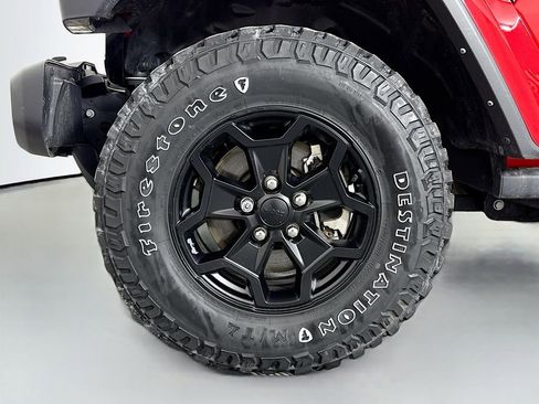 Used 2022 Jeep Gladiator Sport image 28