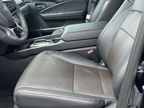 Used 2026 Honda Ridgeline Black Edition image 12