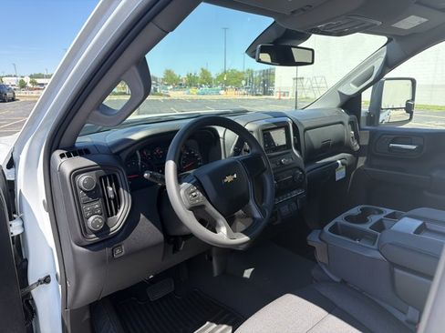 New 2026 Chevrolet Silverado 2500 Custom w/ Custom Value Package AWD/4WD image 12