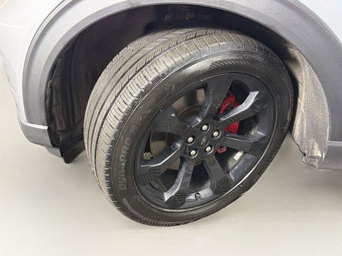 Used 2023 Ford Explorer ST w/ Equipment Group 401A AWD/4WD image 38