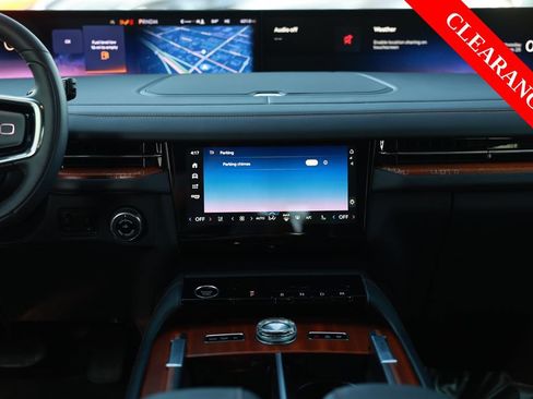 Used 2025 Lincoln Navigator Black Label AWD/4WD image 28