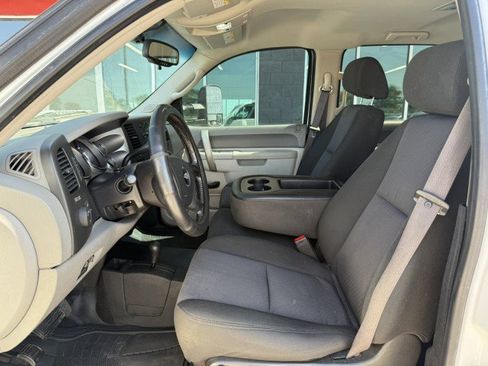Used 2011 Chevrolet Silverado 3500 W/T w/ Skid Plate Package AWD/4WD image 26